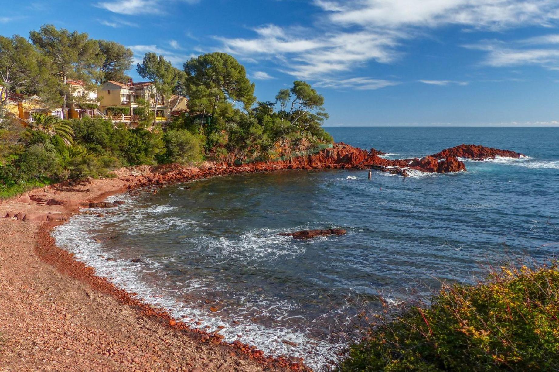 Un Grand Studio Face Au Port De Santa Lucia Saint-Raphael  Ngoại thất bức ảnh